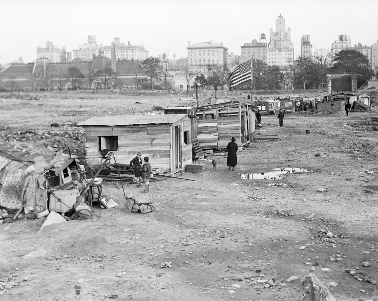 1933 HOOVERVILLES "SHANTY TOWNS"